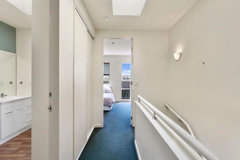 Photo of property in De Vere Apartments, 23/23 Tennyson Street, Te Aro, Wellington, 6011