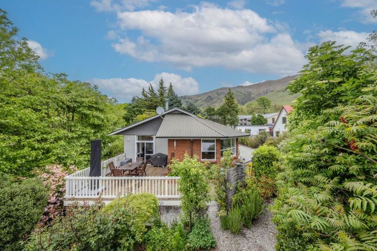 Photo of property in 17 Mill End, Wanaka, 9305