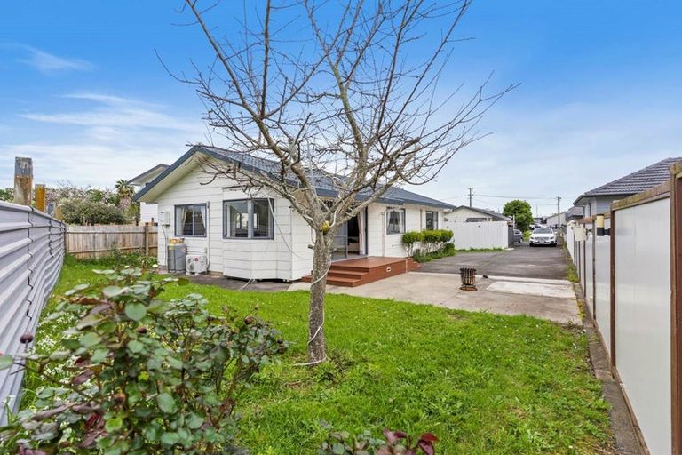 Photo of property in 58a Tironui Road, Takanini, 2112