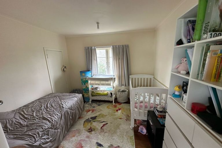 Photo of property in 131 Ocean View Road, Hillcrest, Auckland, 0627
