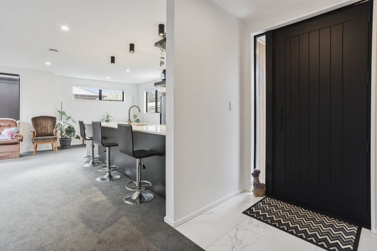 Photo of property in 1/47 Sturrocks Road, Redwood, Christchurch, 8051