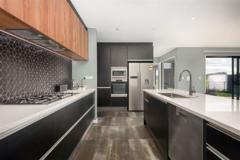 Photo of property in 19 Falcon Road, Rolleston, 7615