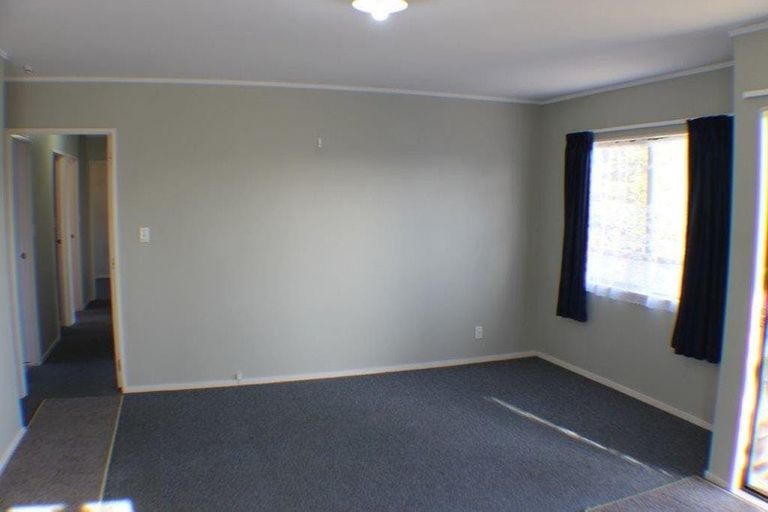 Photo of property in 3/94 Birkenhead Avenue, Birkenhead, Auckland, 0626