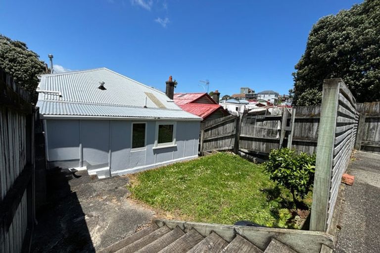 Photo of property in 320 Adelaide Road, Newtown, Wellington, 6021