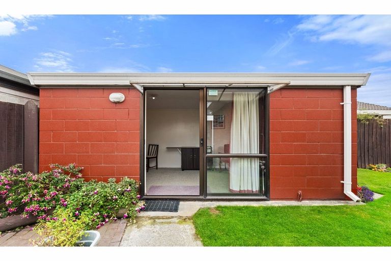 Photo of property in 4 Limburg Lane, Spreydon, Christchurch, 8024