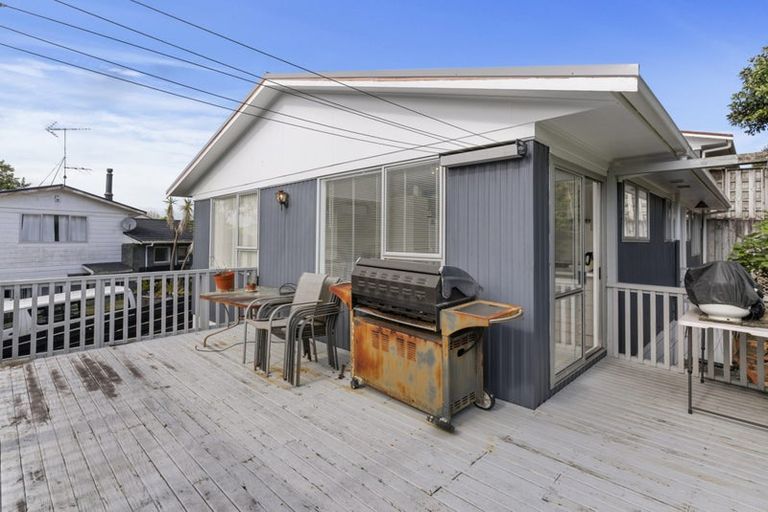 Photo of property in 2/22 Sherie Place, Howick, Auckland, 2014