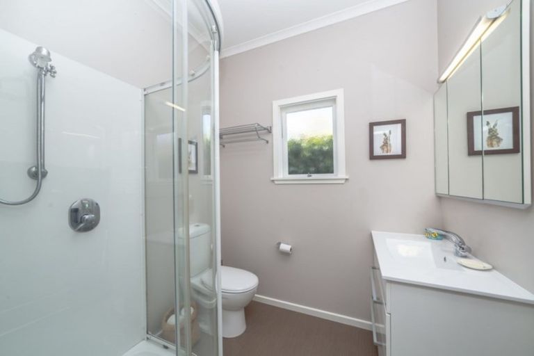 Photo of property in 30 Mcmaster Street, Greytown, 5712