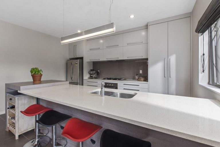 Photo of property in 64 Laurel Oak Drive, Schnapper Rock, Auckland, 0632