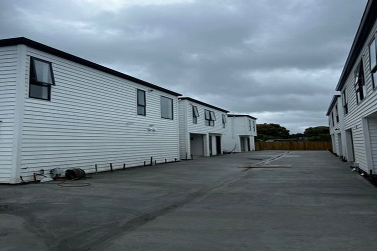 Photo of property in 60d Heybridge Street, Manurewa, Auckland, 2102