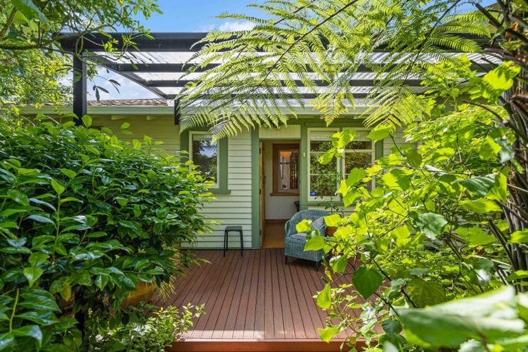 Photo of property in 24 Myrtle Street, Hamilton East, Hamilton, 3216