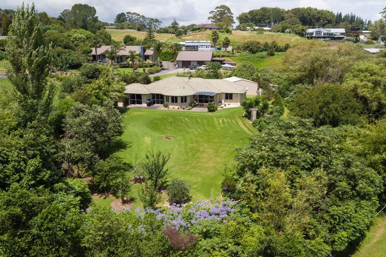 Photo of property in 9r Roger Guy Place, Welcome Bay, Tauranga, 3175