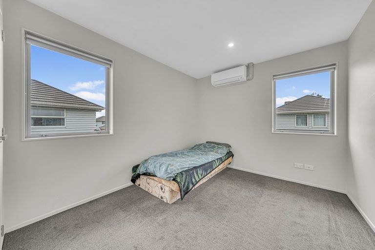 Photo of property in 14 Pipipi Crescent, Takanini, 2112