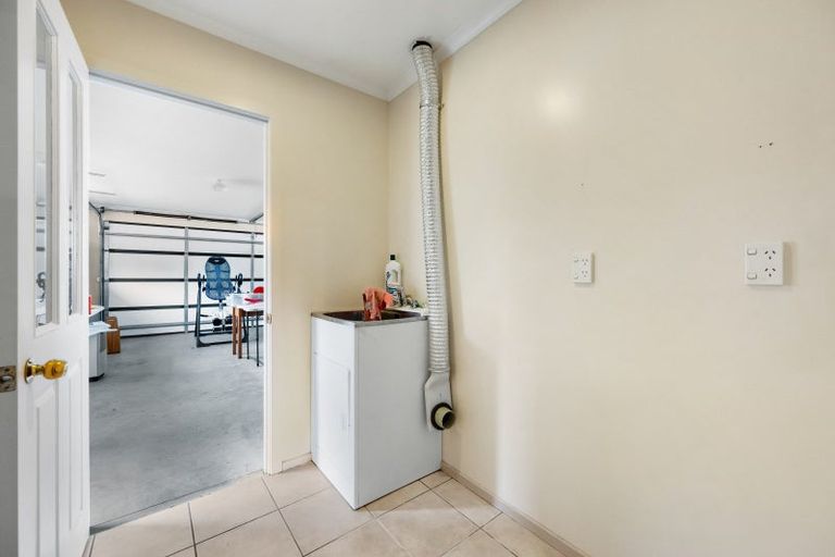 Photo of property in 68 Shields Street, Clyde, 9330