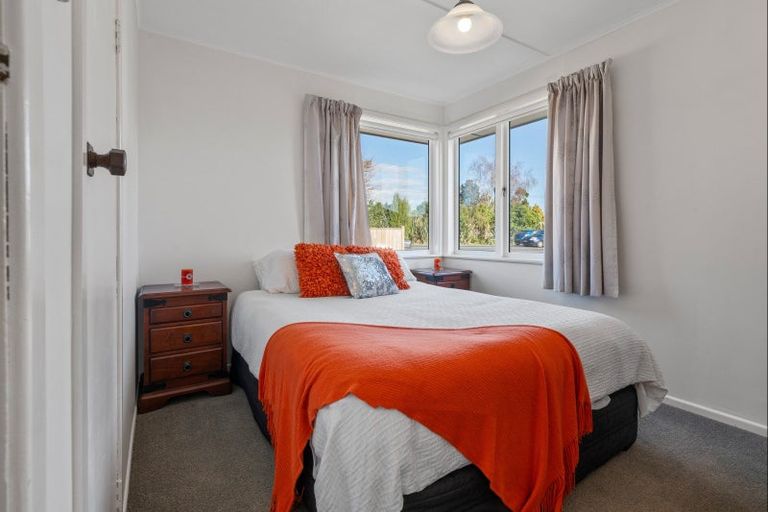 Photo of property in 1057 Junction Road, Egmont Village, New Plymouth, 4372