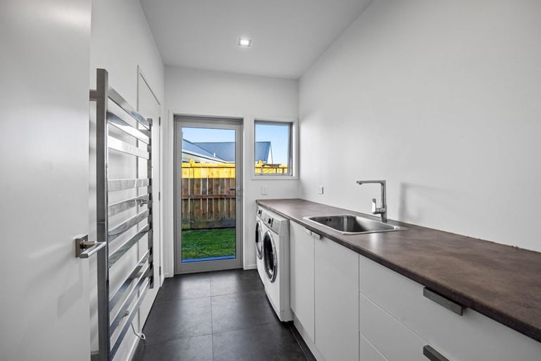 Photo of property in 22 Mercade Close, Stratford, 4332