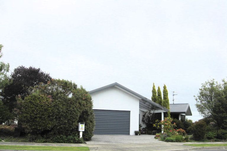 Photo of property in 57 Masefield Street, Stoke, Nelson, 7011