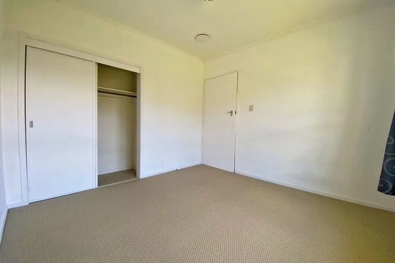 Photo of property in 2/24 Inverness Road, Browns Bay, Auckland, 0630