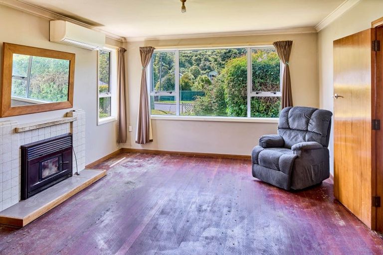 Photo of property in 65 Hair Street, Wainuiomata, Lower Hutt, 5014