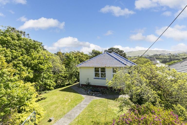 Photo of property in 92 Mornington Road, Brooklyn, Wellington, 6021