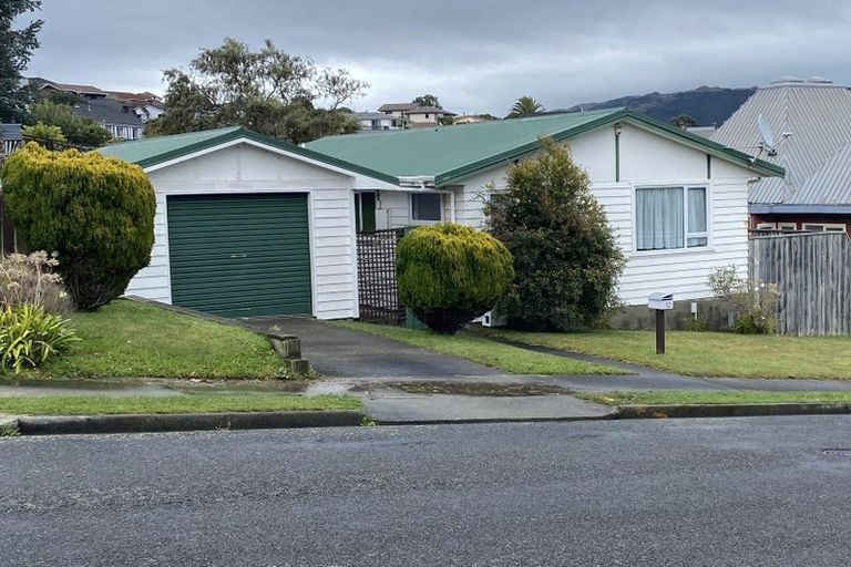 Photo of property in 12 Romesdale Road, Papakowhai, Porirua, 5024