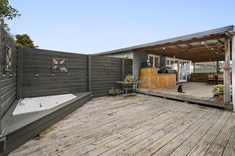 Photo of property in 35 Potaka Street, Marton, 4710