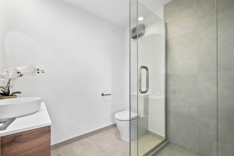 Photo of property in 16c Bass Street, Woolston, Christchurch, 8062