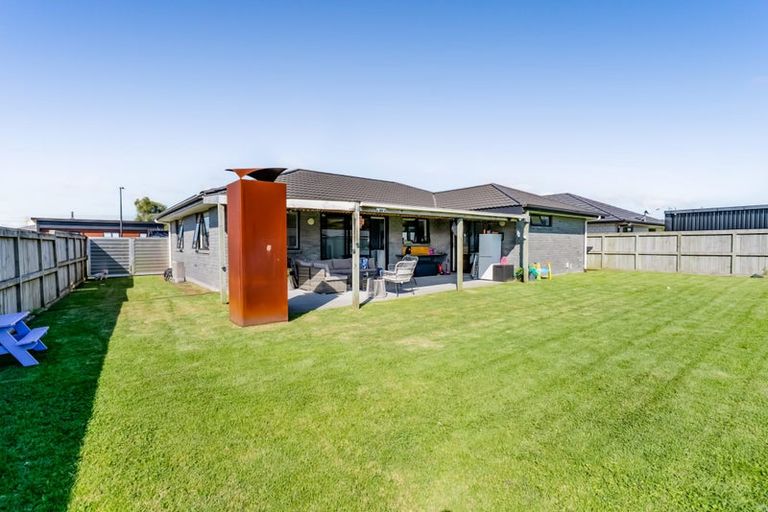 Photo of property in 15 Customhouse Street, Bell Block, New Plymouth, 4312