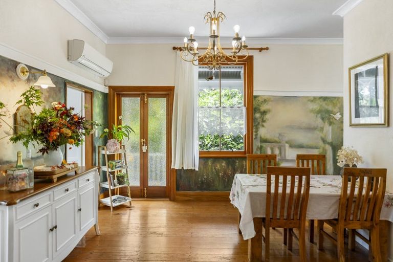 Photo of property in 200 Huia Road, Titirangi, Auckland, 0604
