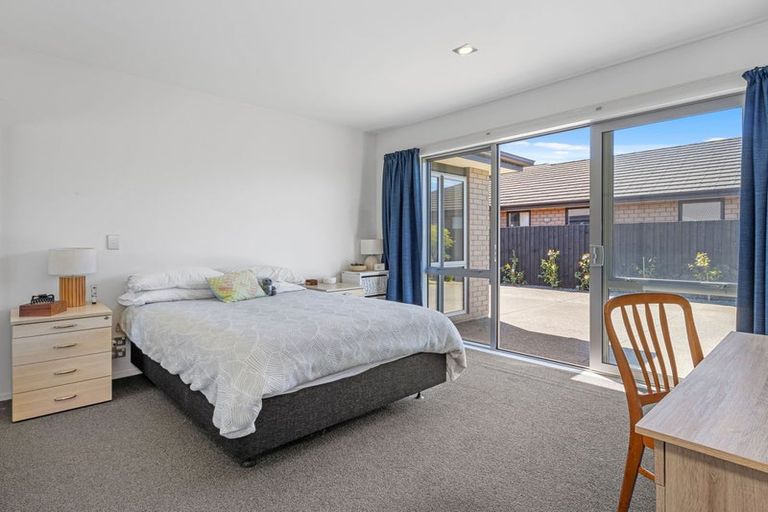 Photo of property in 32 Buckhurst Avenue, Wigram, Christchurch, 8042