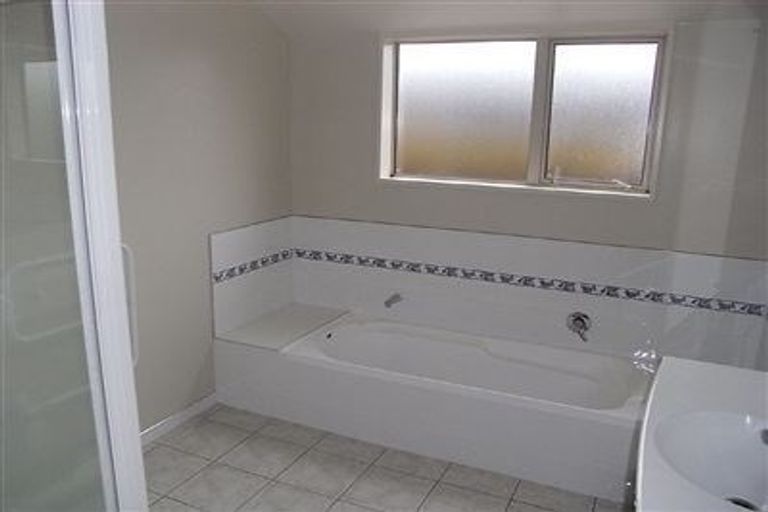 Photo of property in 10 Cunneen Place, Aidanfield, Christchurch, 8025