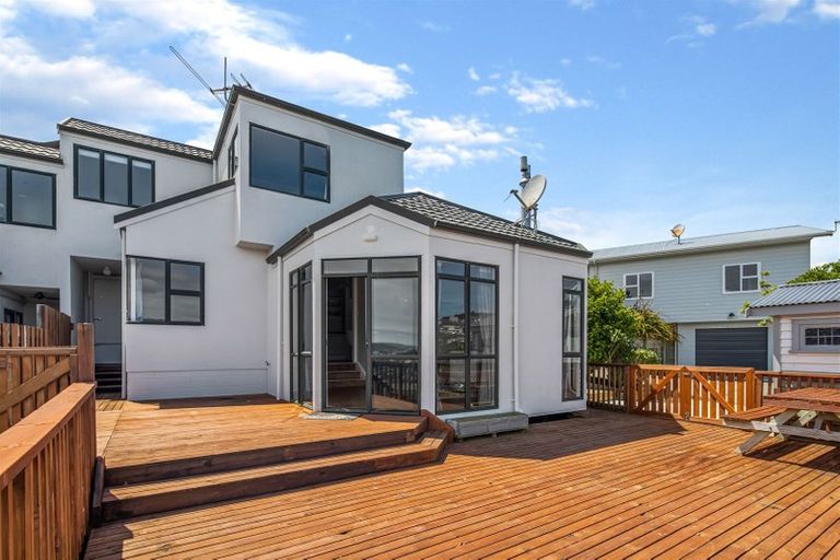 Photo of property in 19a Pelorous Street, Paparangi, Wellington, 6037