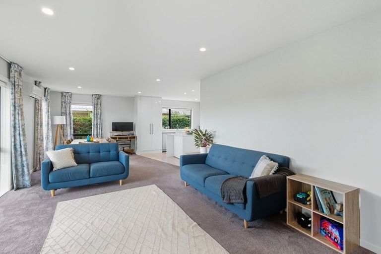 Photo of property in 1/4 Alvaston Drive, Halswell, Christchurch, 8025