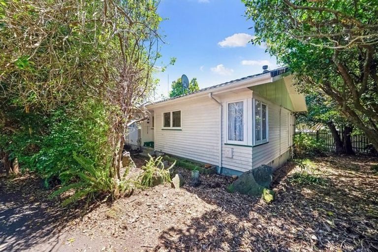 Photo of property in 44 Cape Road, Mangere, Auckland, 2022