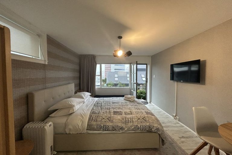 Photo of property in Avon Flats, 4/217 The Terrace, Wellington Central, Wellington, 6011