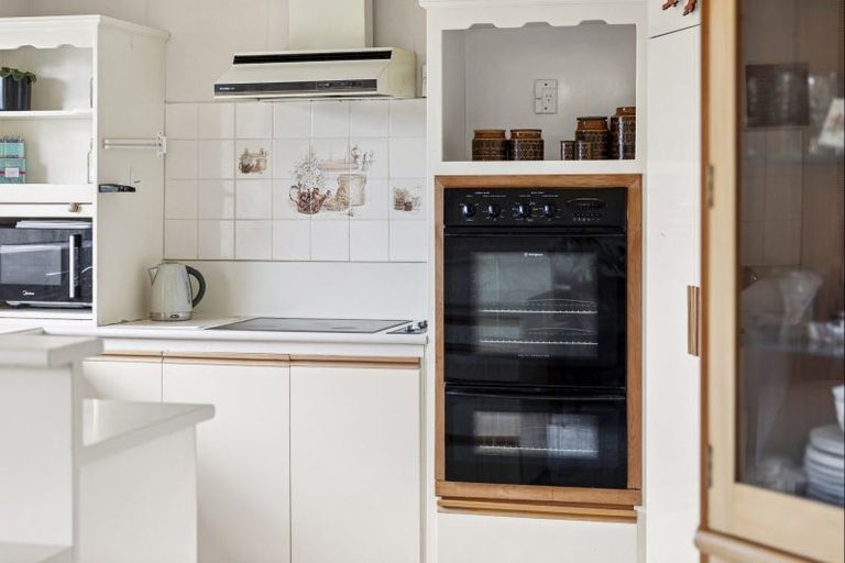 Photo of property in 1 Williamson Street, Cambridge, 3434