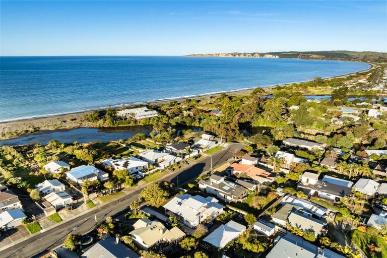 Photo of property in 10 Grange Road North, Haumoana, 4102