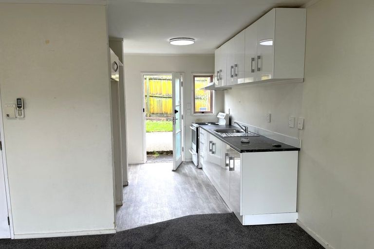Photo of property in 1/13 Heron Place, Pakuranga Heights, Auckland, 2010