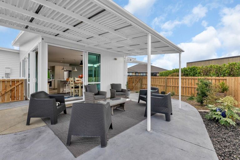 Photo of property in 16 Riverglen Road, Waipu, 0510