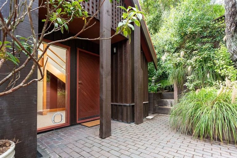 Photo of property in 64 Nalanda Crescent, Broadmeadows, Wellington, 6035