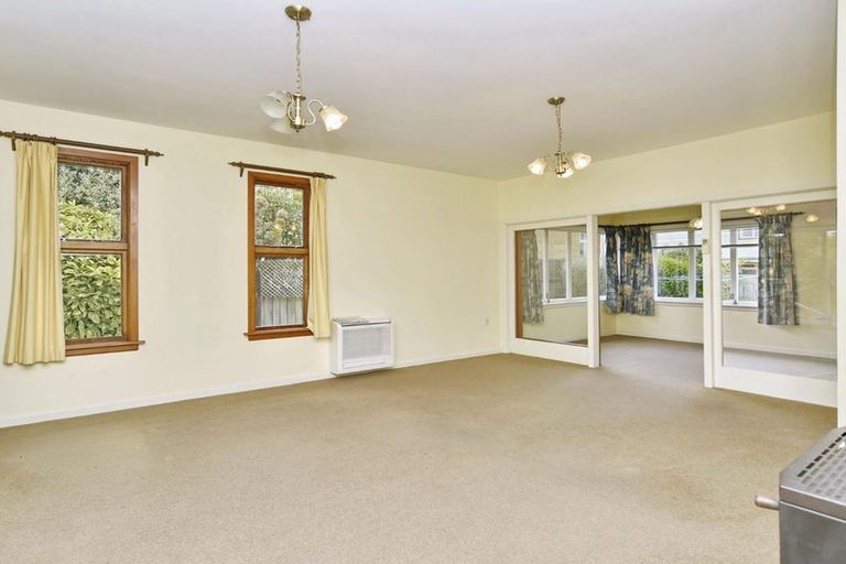Photo of property in 560 Main North Road, Belfast, Christchurch, 8051