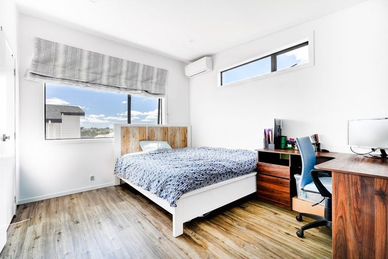 Photo of property in 7 Keiha Crescent, Massey, Auckland, 0614