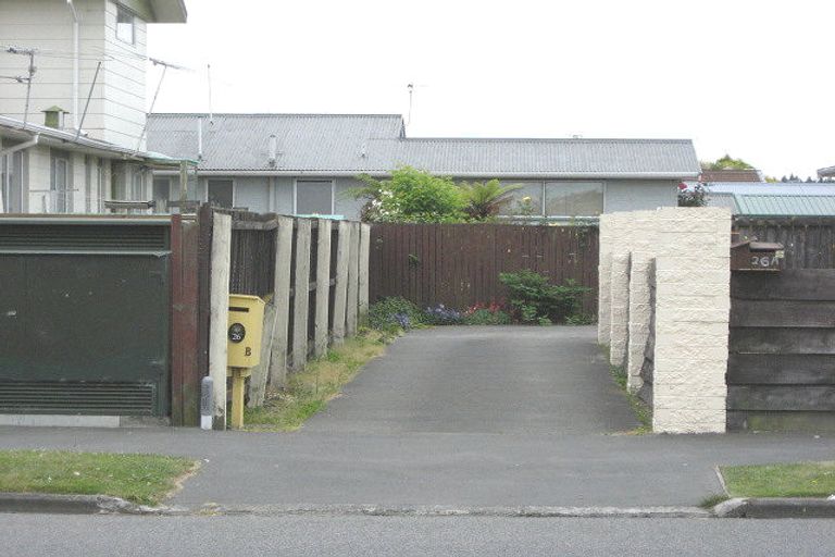 Photo of property in 26 Queenspark Drive, Parklands, Christchurch, 8083