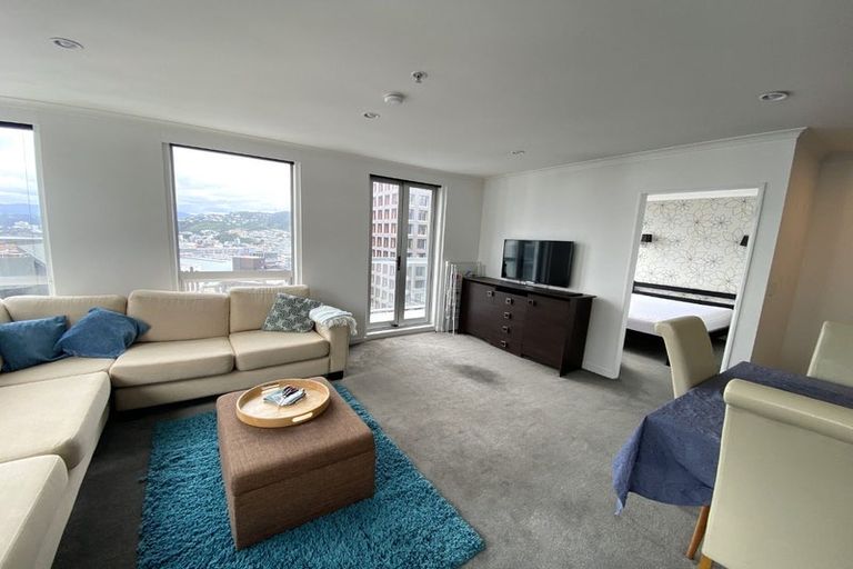 Photo of property in Terrace Heights Apartments, 14d/163 The Terrace, Wellington Central, Wellington, 6011