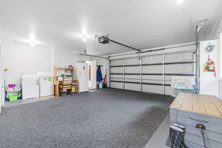 Photo of property in 6 Ash Place, Whalers Gate, New Plymouth, 4310