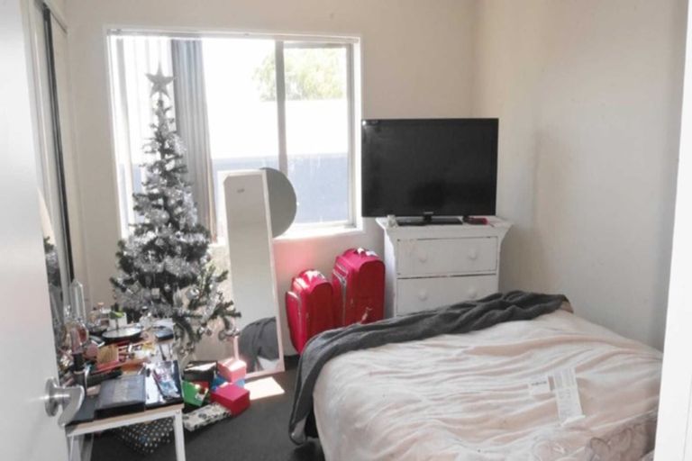 Photo of property in 11b Lyndon Street, Riccarton, Christchurch, 8011