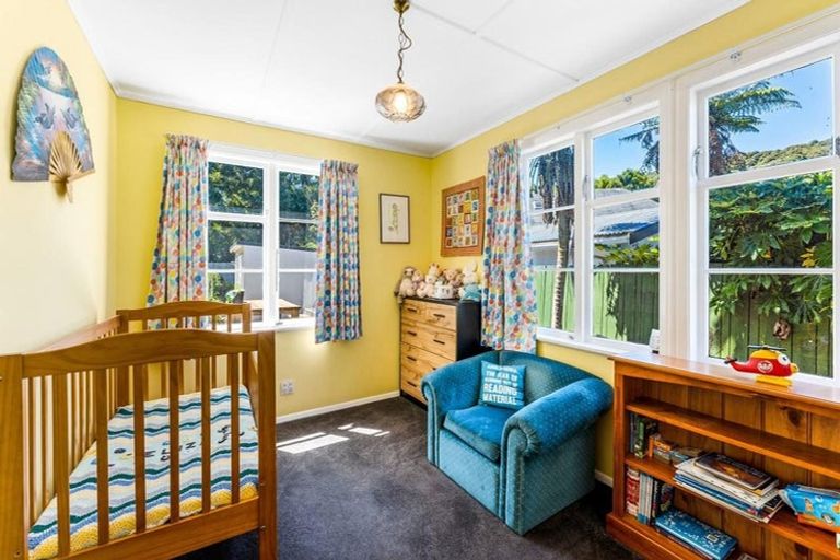 Photo of property in 1240 High Street, Taita, Lower Hutt, 5011
