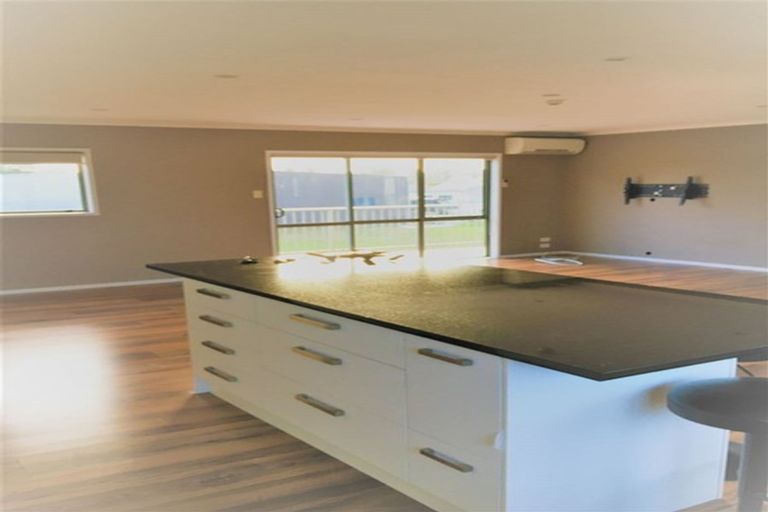 Photo of property in St Claire Village, 171/172 Mcleod Road, Te Atatu South, Auckland, 0610