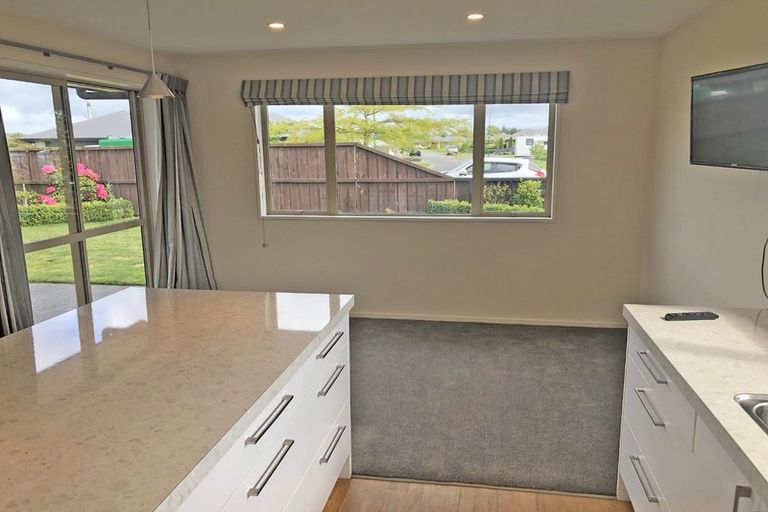 Photo of property in 5 Wheatsheaf Drive, Leeston, 7632