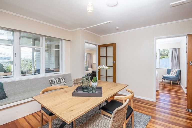 Photo of property in 26 Arapiko Street, Johnsonville, Wellington, 6037