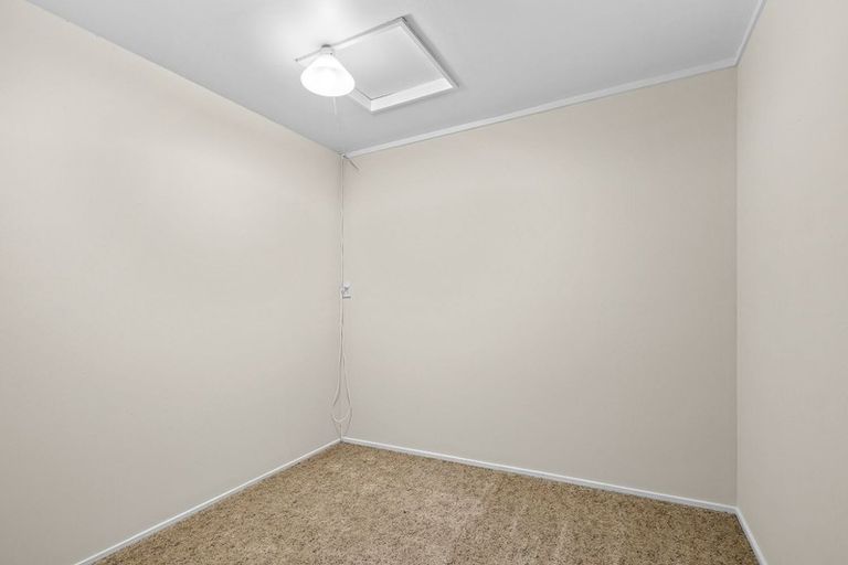Photo of property in 20 Jury Place, Favona, Auckland, 2024